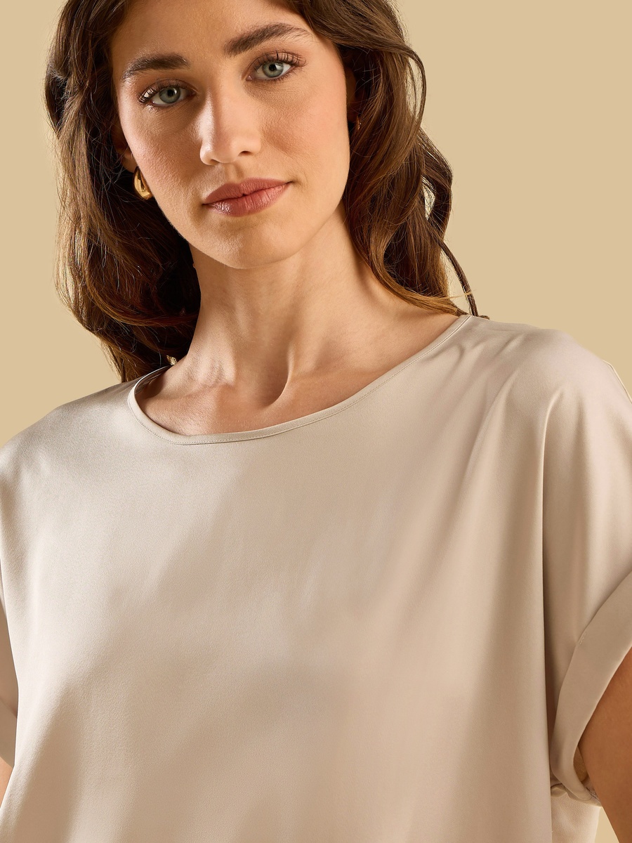 Extended Sleeves Top