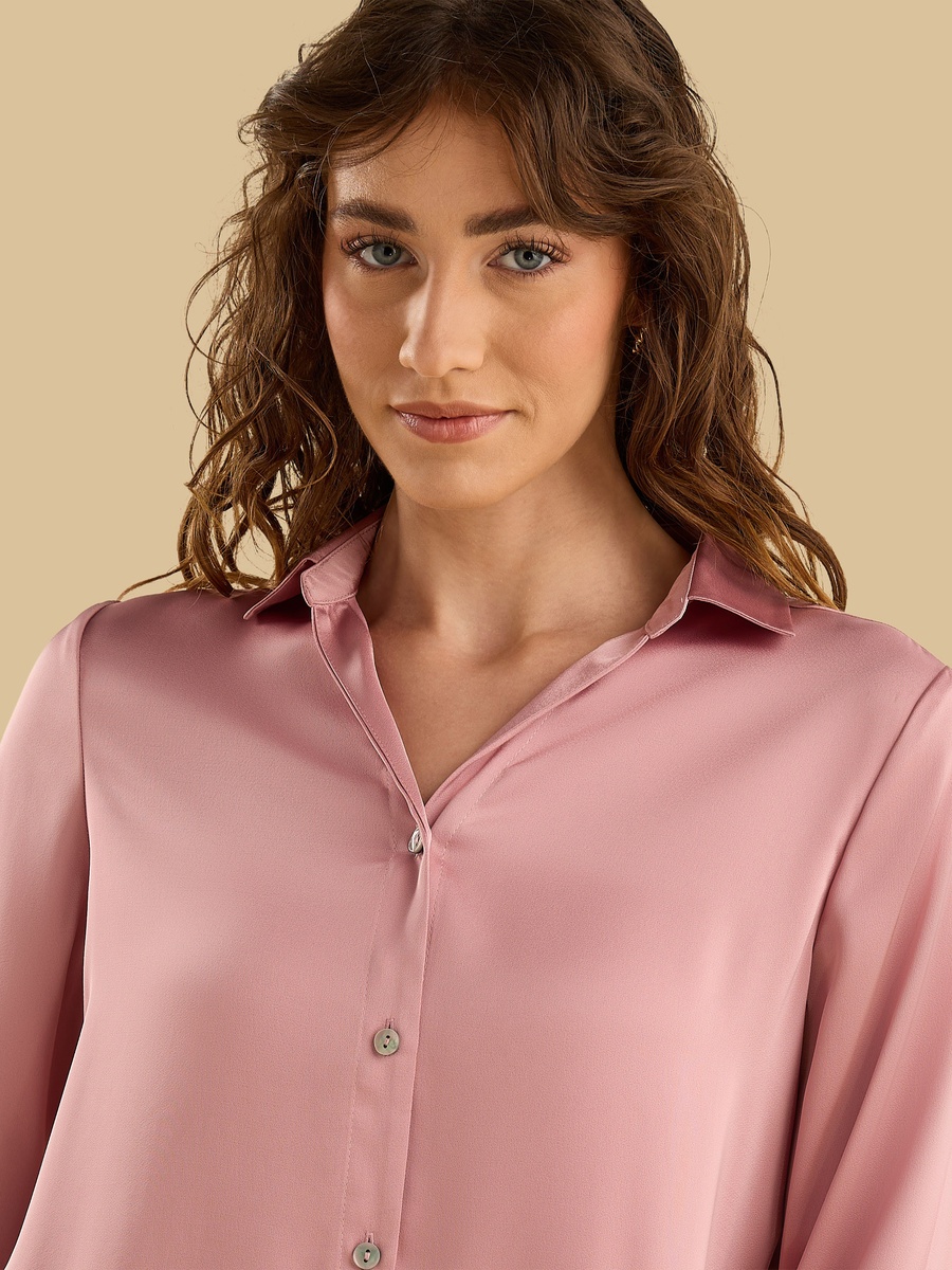 قميص ساتان فضفاض