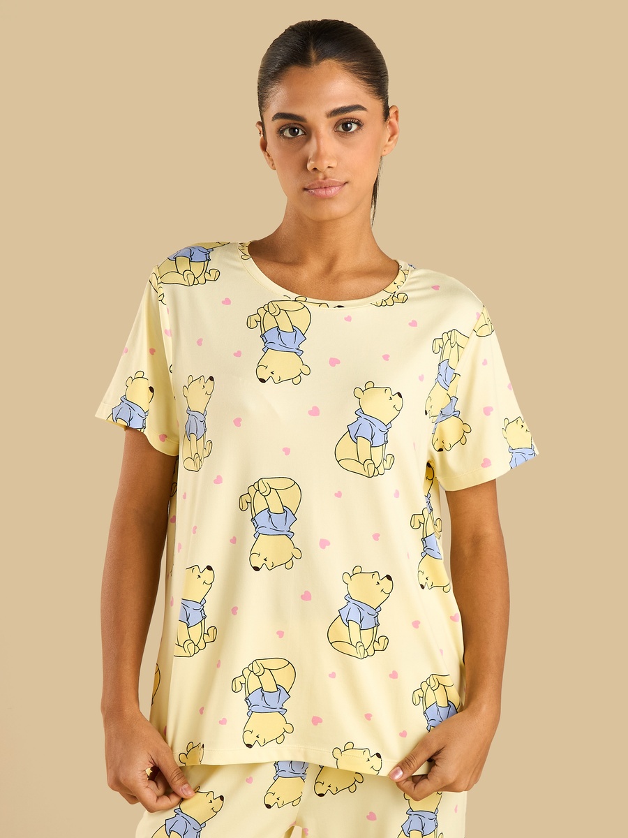 Winnie the Pooh Print Pyjama Set