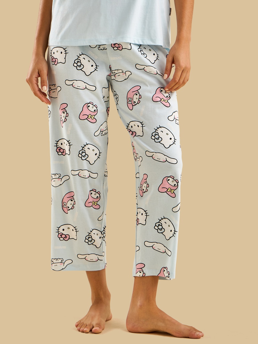 Hello Kitty and Friends Print Pyjama Set
