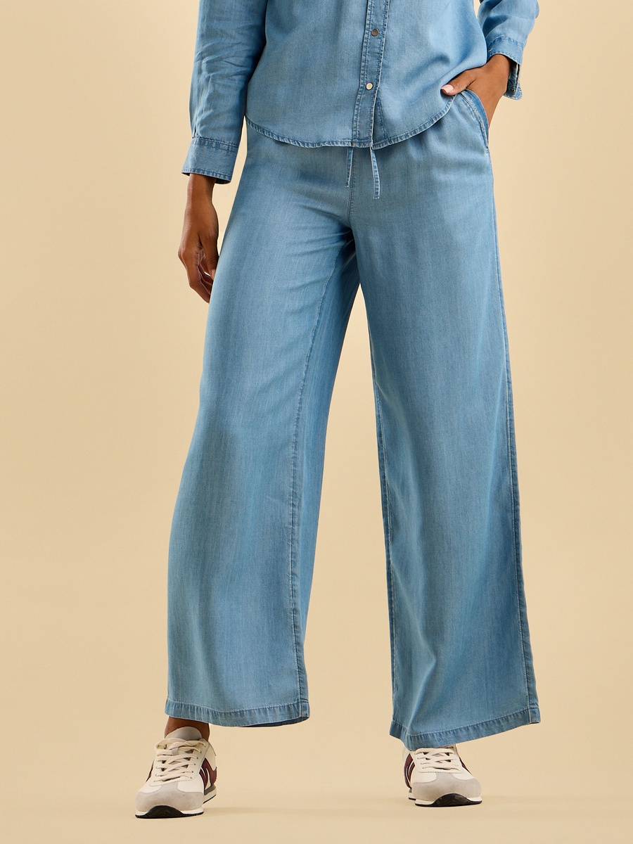 Wide Leg Jeans