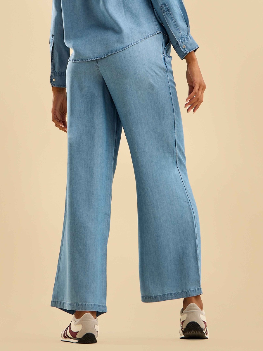 Wide Leg Jeans