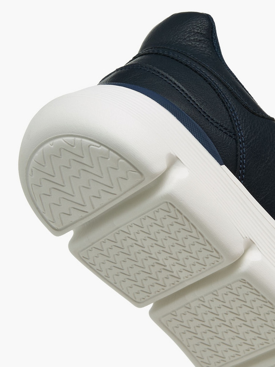Men Lace-Up Sneakers