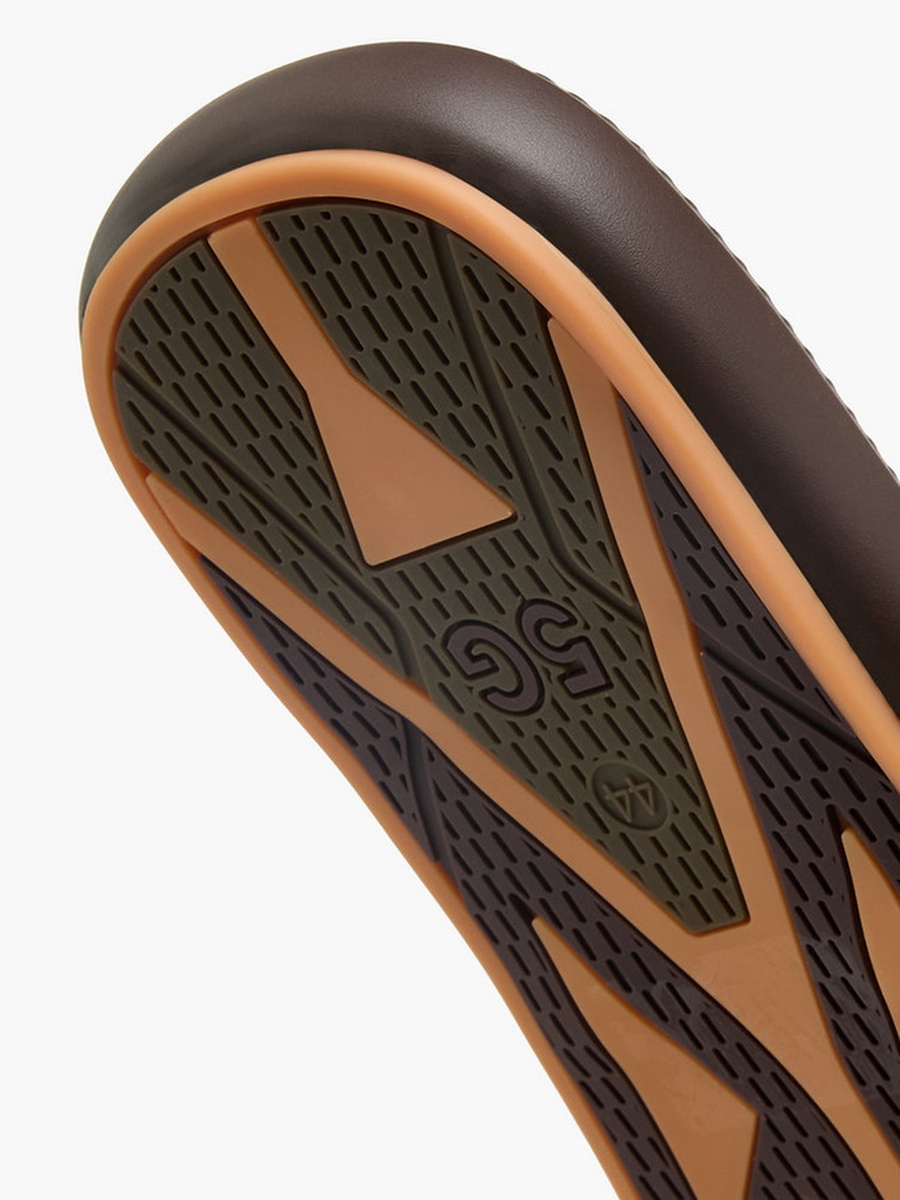 Men Cross Strap Comfort Sandals