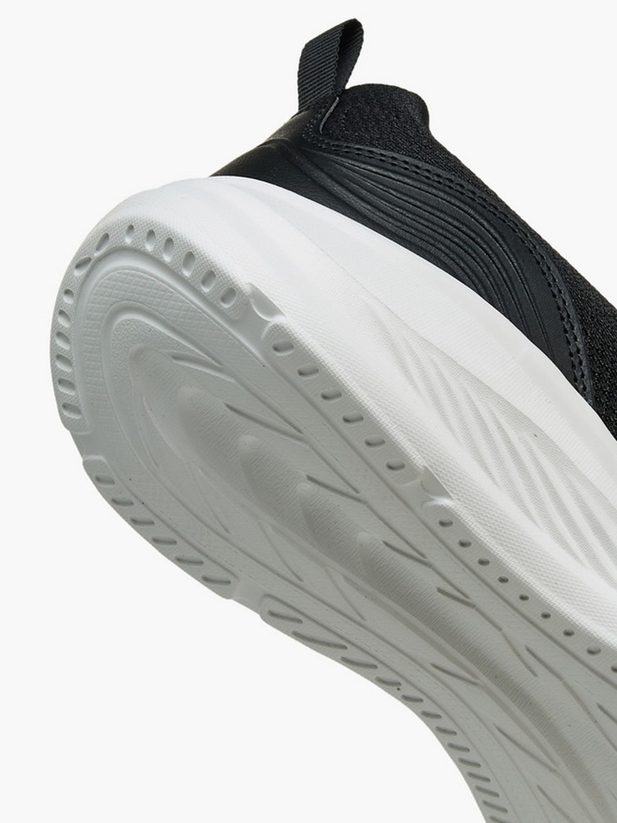 Men Lace-Up Sports Shoes