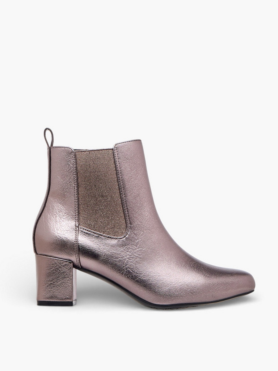 Women Block Heel Chelsea Boots