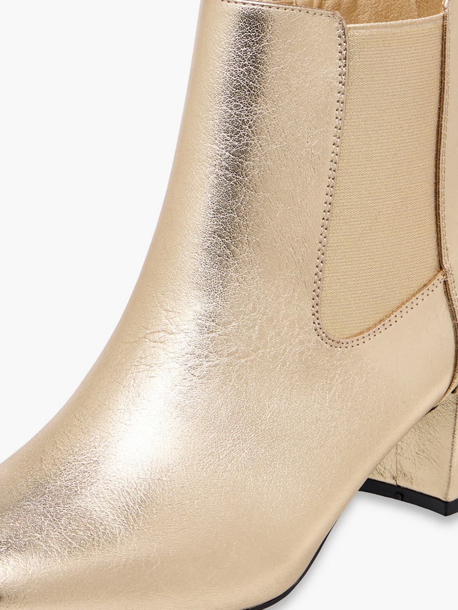 Women Block Heel Chelsea Boots