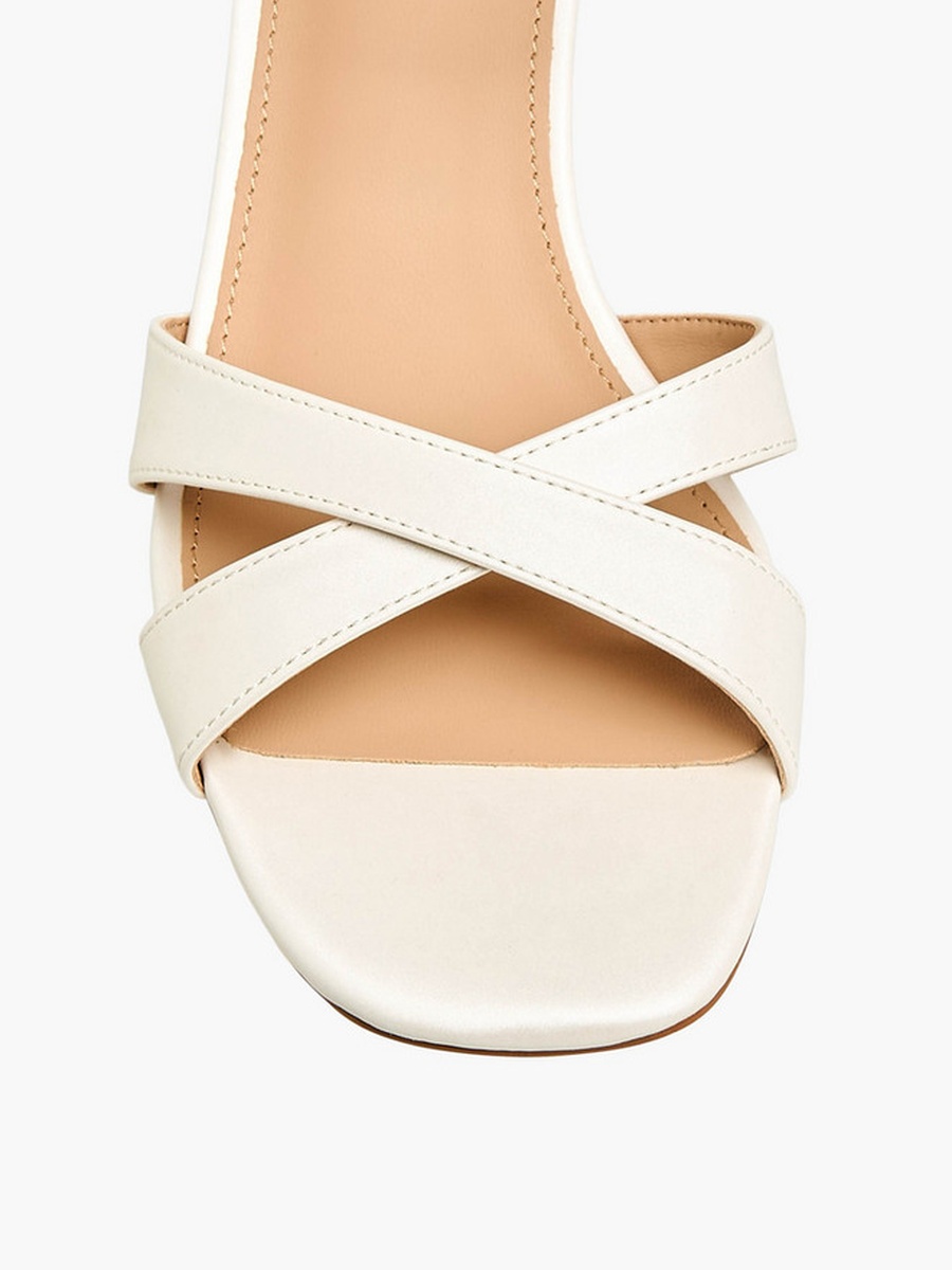 Women Embellished Block Heel Sandals 