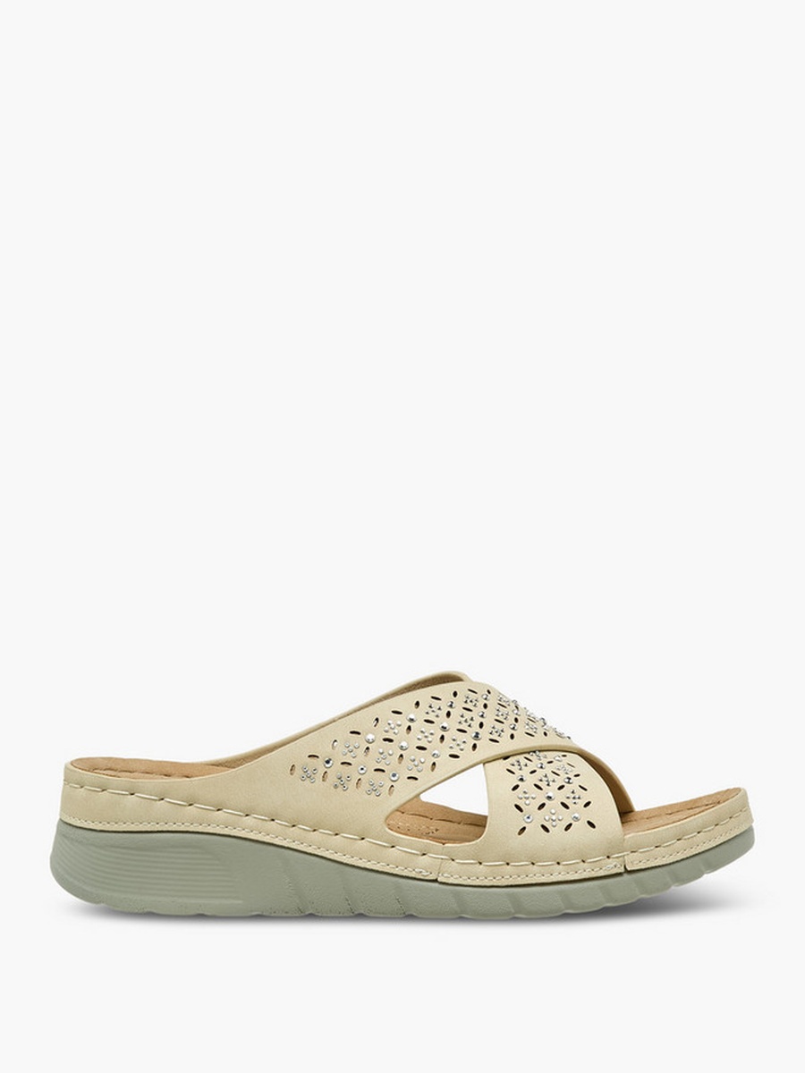 Women Embellished Cross Strap Sandals 