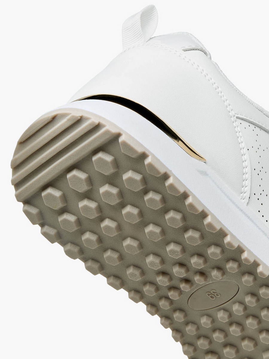Women Lace-Up Sneakers