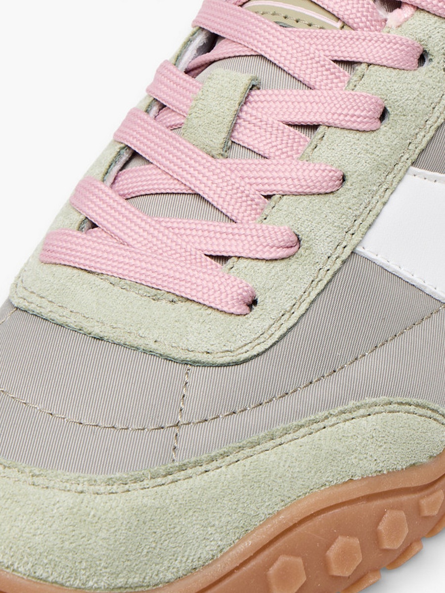 Women Lace-Up Sneakers
