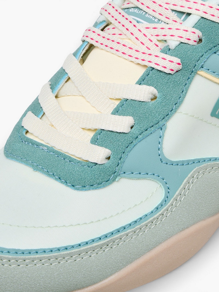 Women Lace-Up Sneakers