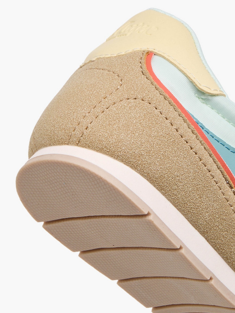 Women Lace-Up Sneakers