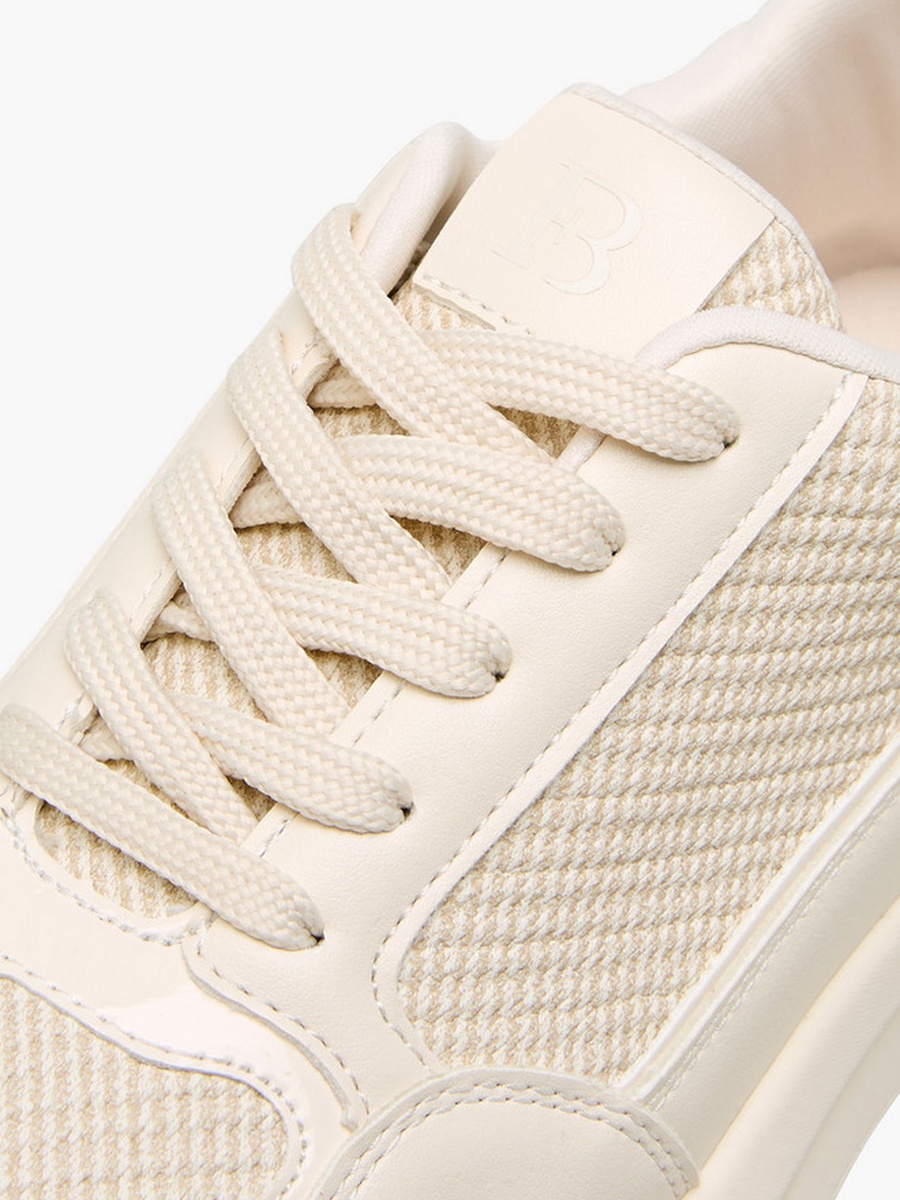 Women Lace-Up Sneakers