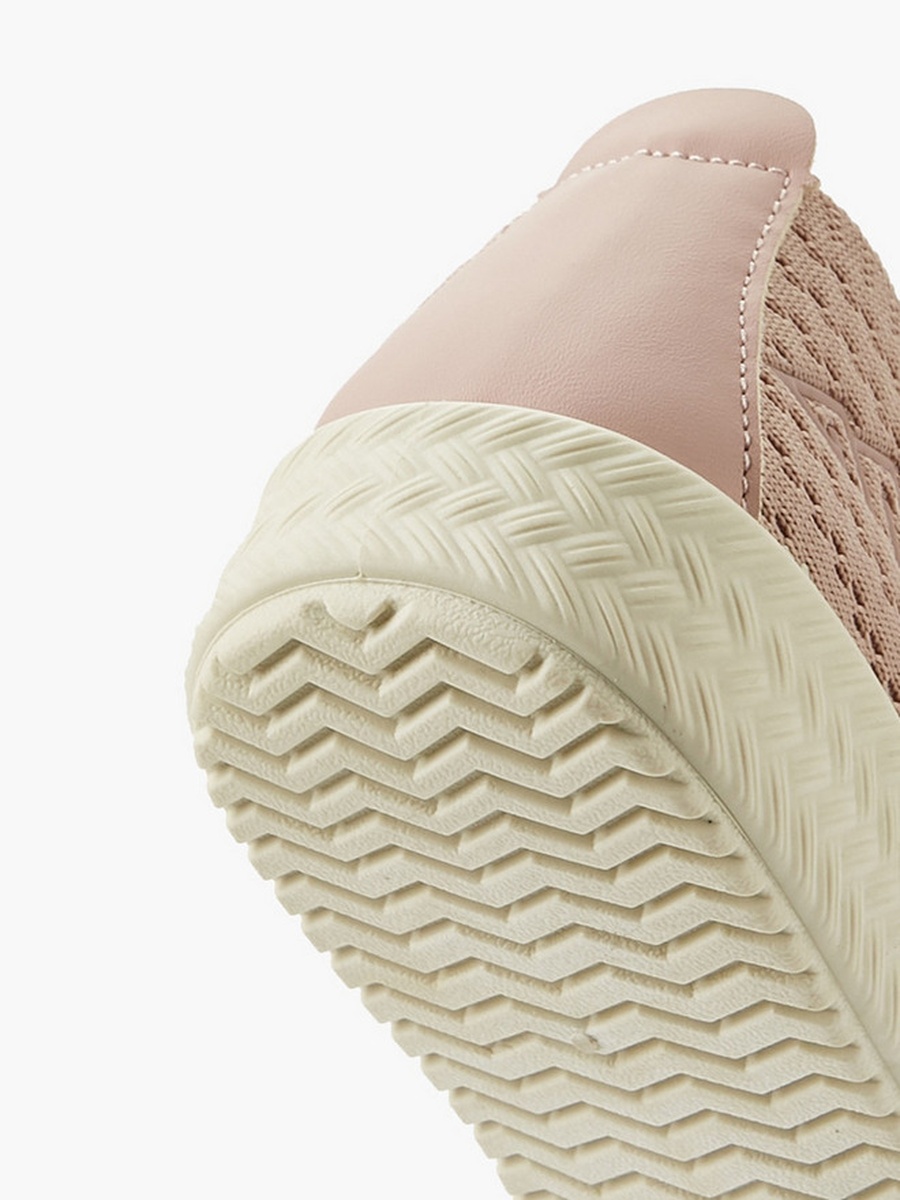 Women Slip-On Sports Shoes