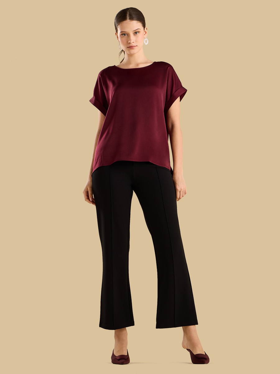 Extended Sleeves Top