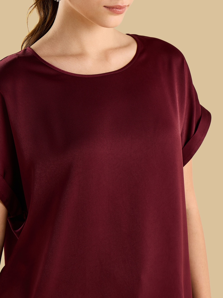 Extended Sleeves Top