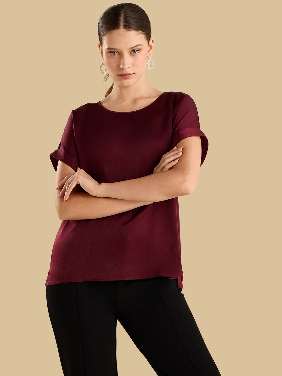 Extended Sleeves Top