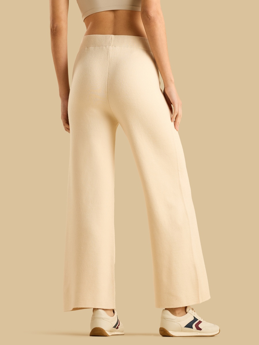 Textured Wide Leg Pants