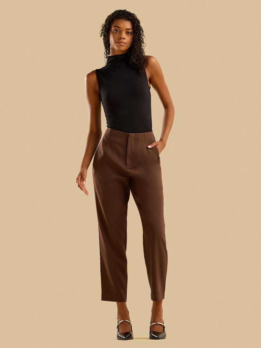 Pintuck Tapered Fit Pants