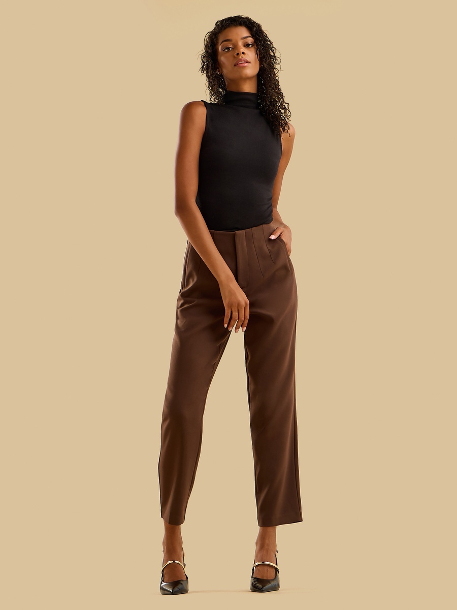 Pintuck Tapered Fit Pants
