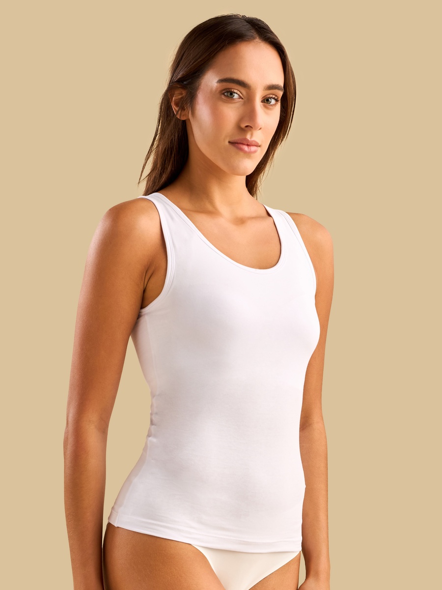 Scoop Neck Padded Tank Top