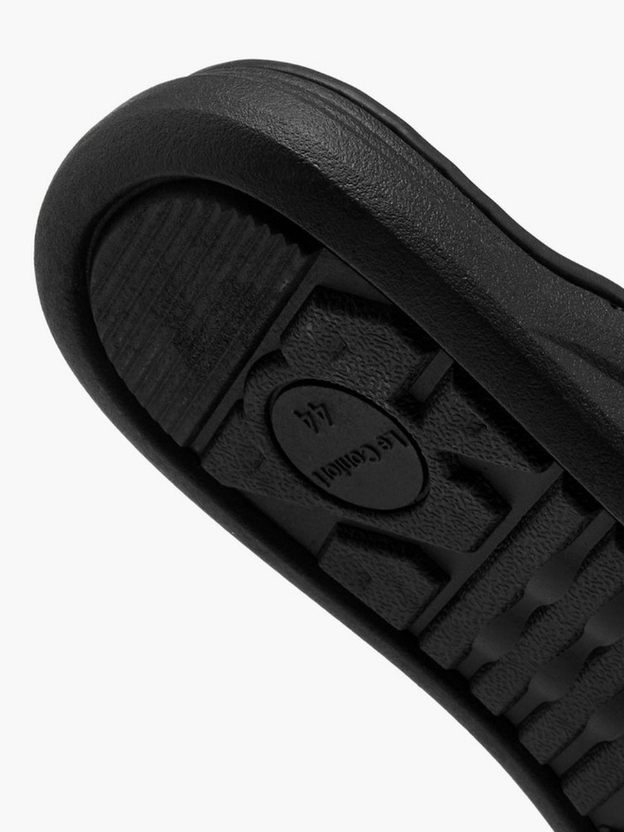 Men Cross Strap Sandals