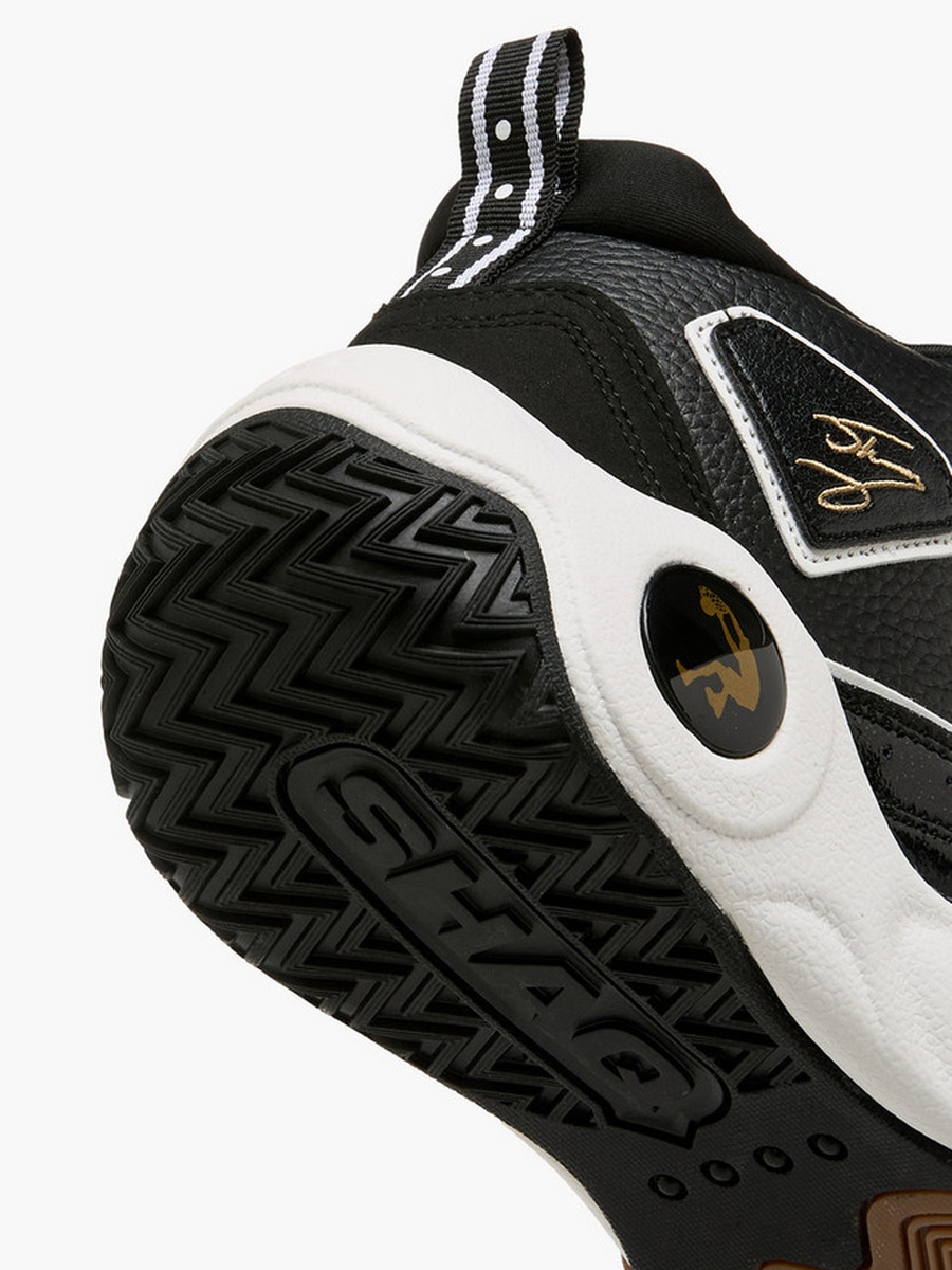 Men Lace-Up Basketball Shoes