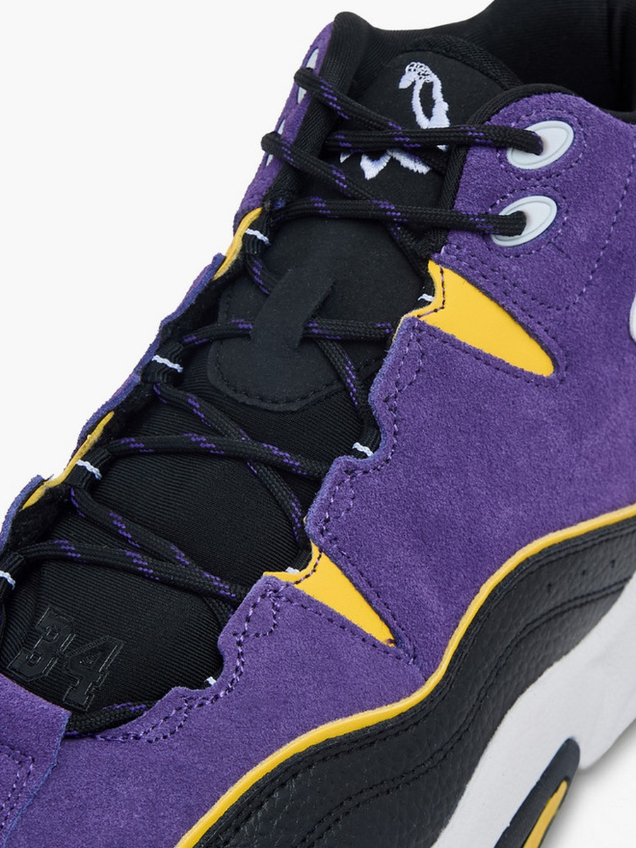 Men Lace-Up Basketball Shoes