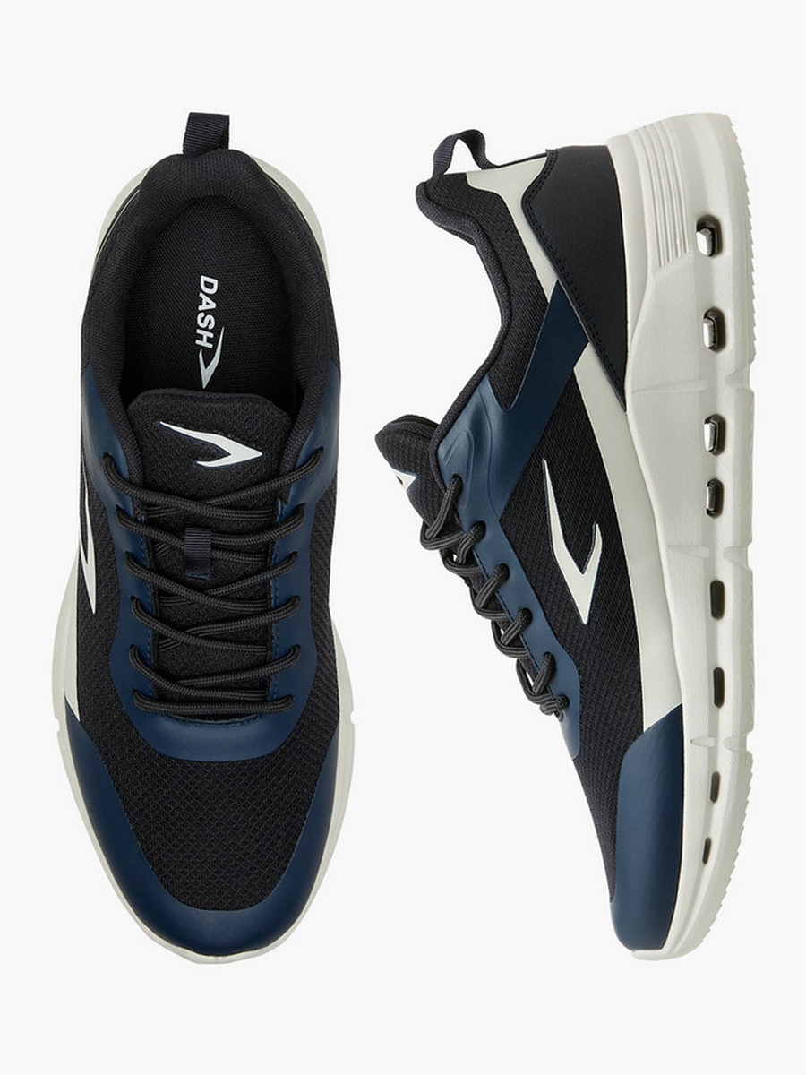Men Lace-Up Sports Shoes
