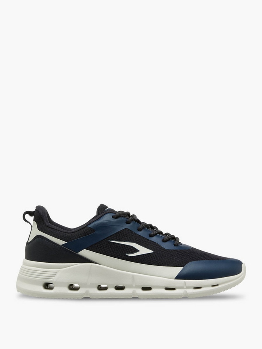 Men Lace-Up Sports Shoes