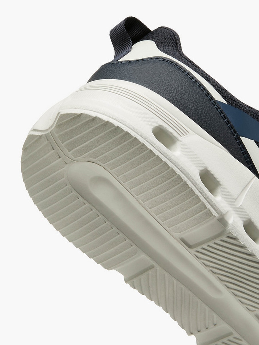 Men Lace-Up Sports Shoes