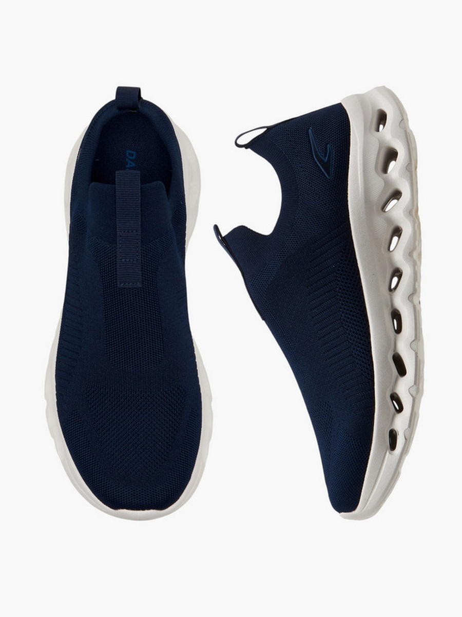Men Slip-On Sports Shoes