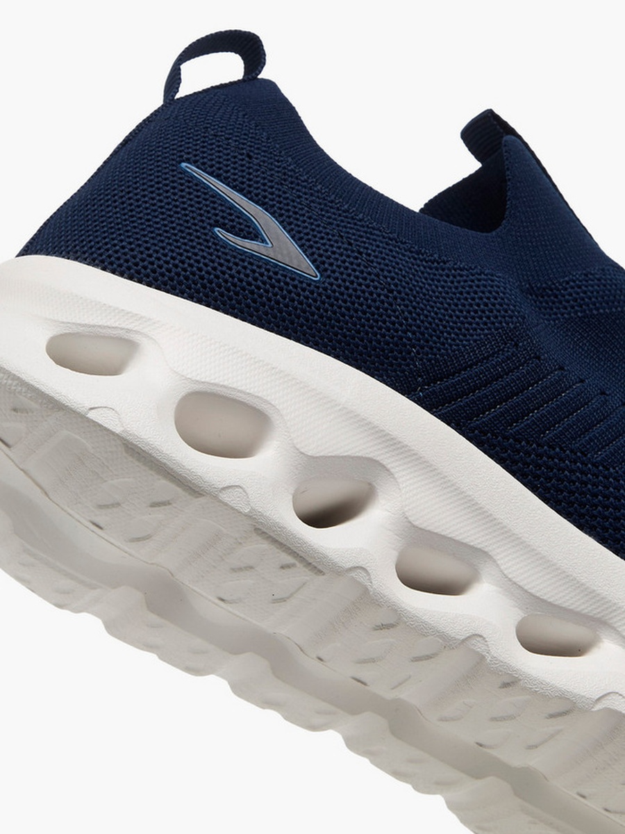 Men Slip-On Sports Shoes