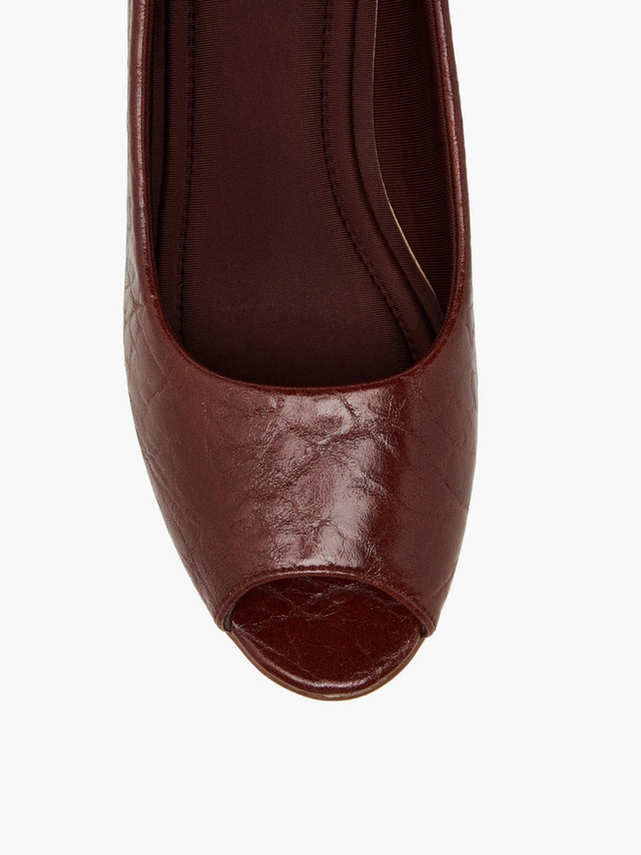 Women Textured Slip-On Block Heel Shoes