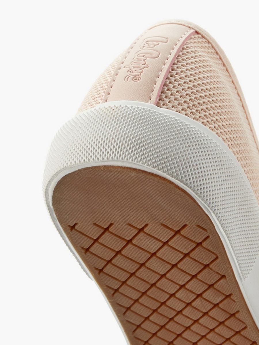Women Slip-On Sneakers