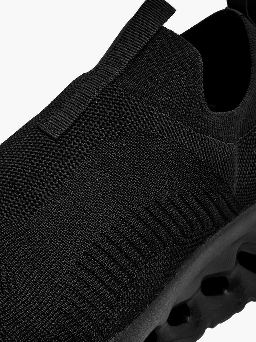 Women Slip-On Sports Shoes