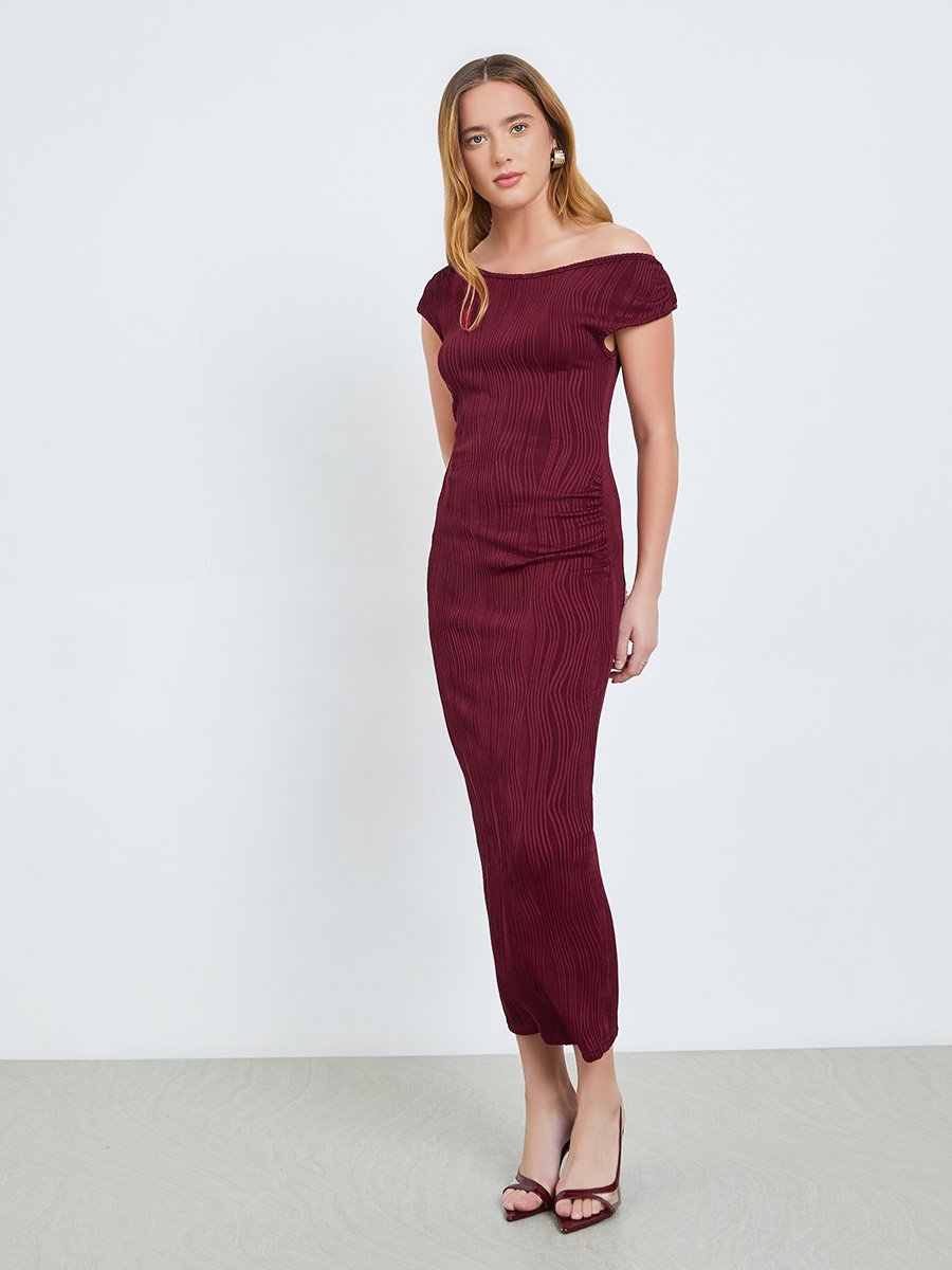 Burgundy Texture Asymmetric Neck Bodycon Midi Dress