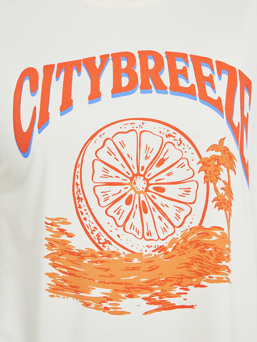 Cream City Breeze Graphic Oversized T-Shirt
