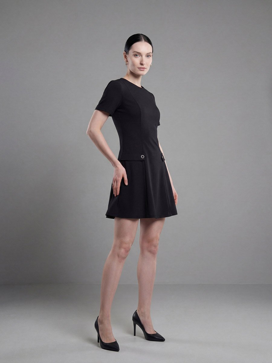 Black Short Sleeve A-Line Mini Dress For Women at UAE | Styli