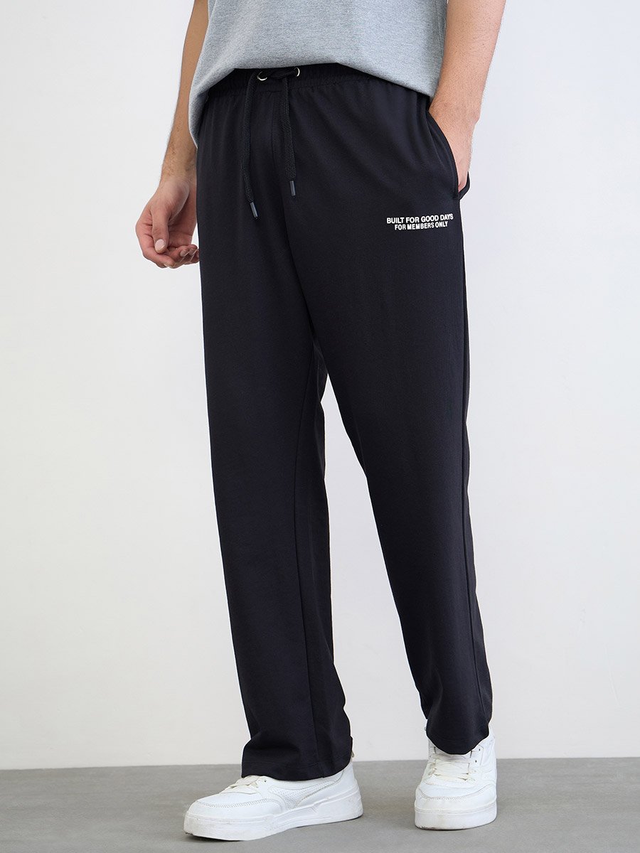 Men HD Printed Oversized Joggers with Patch Pocket