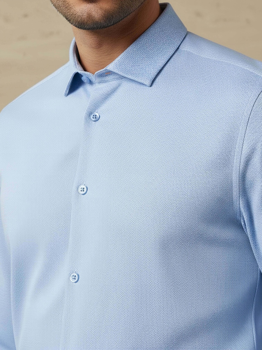 Men Slim Fit Collared Textured Long Sleeves Shirt