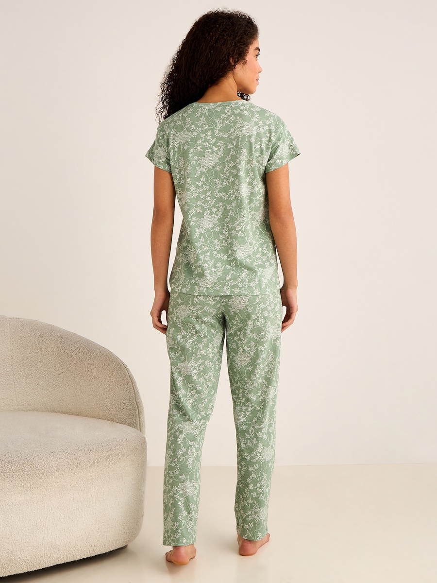 Pyjama Set with Top and Trousers