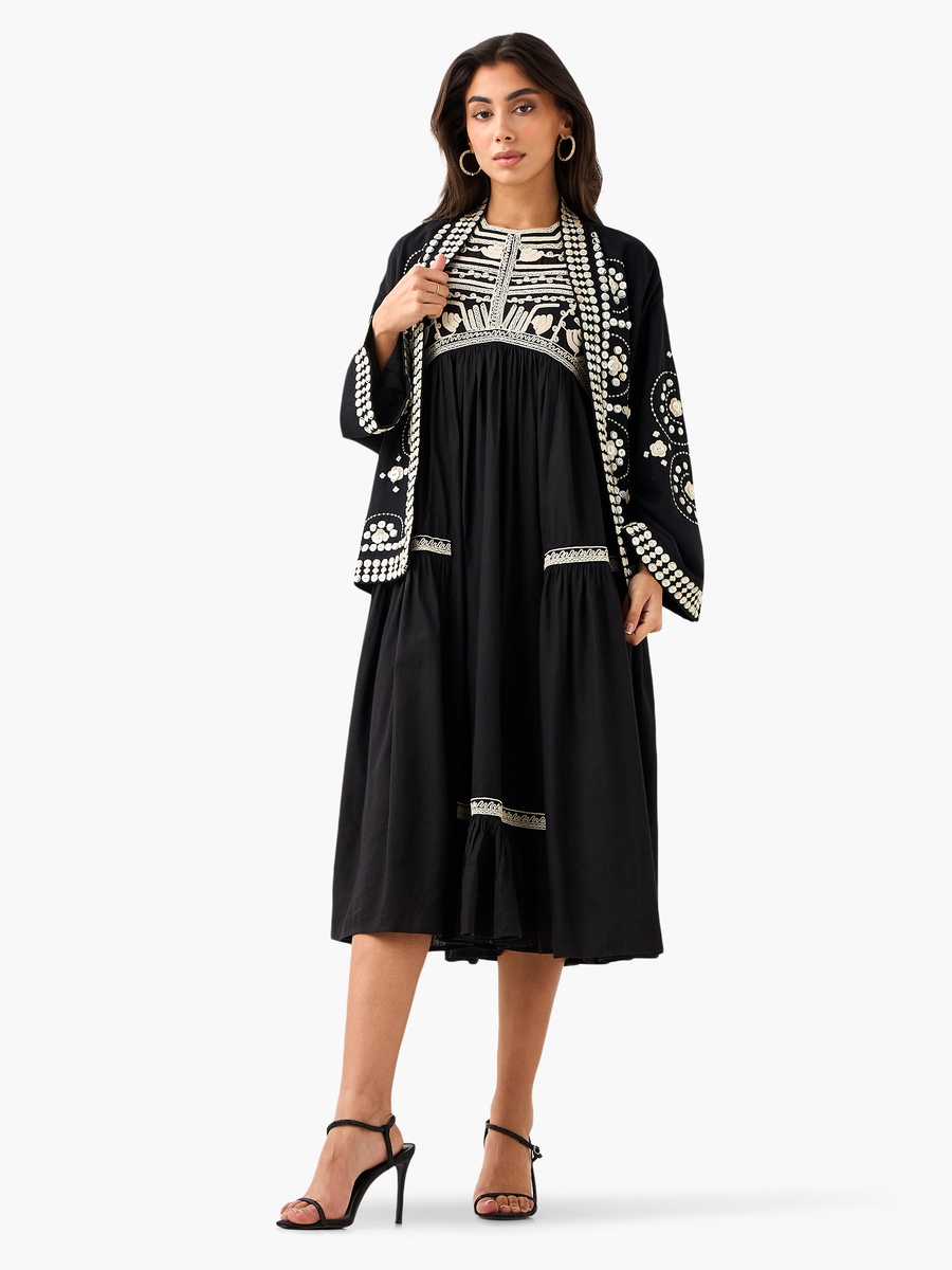 Embroidered Open Front Shrug