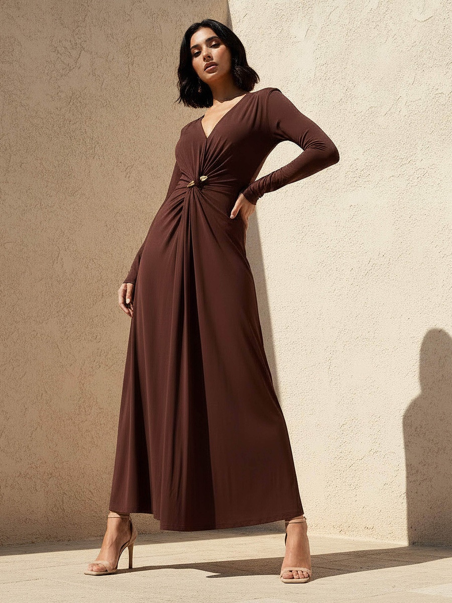 Maxi Dress with Twisted Knot Detail and V Neck