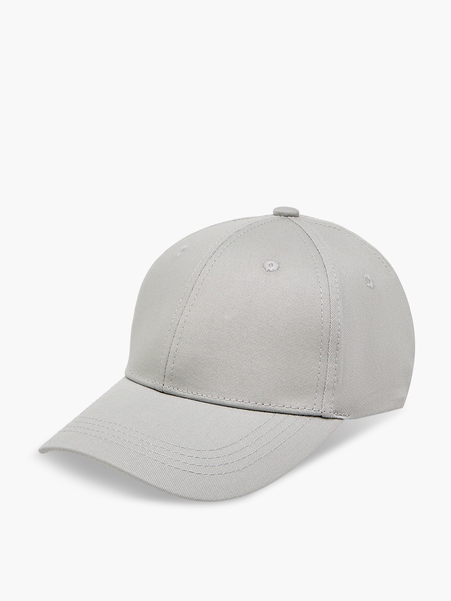Men Cap with Buckled Strap Closure