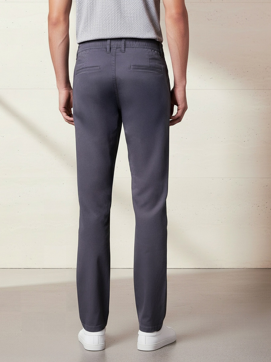 بنطال تشينو رجالي بخصر مرن وقصة ضيقة