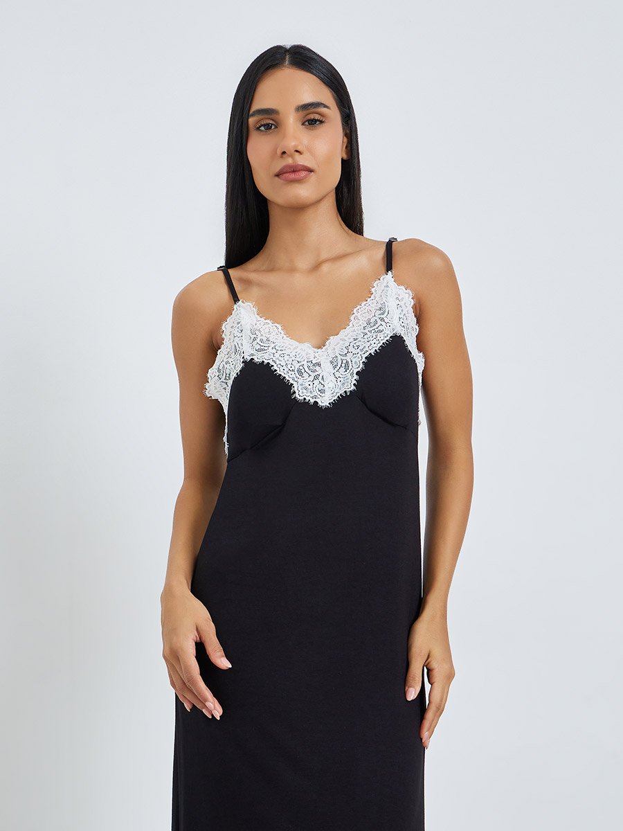 Black Contrast Lace Detail Slip Dress For Women at Bahrain | Styli Black Contrast Lace Detail Slip Dress For Women at Bahrain | Styli