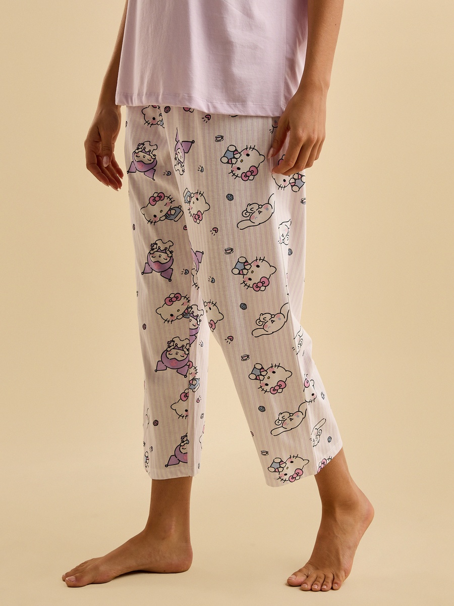 Hello Kitty and Friends Print Cotton Pyjama Set