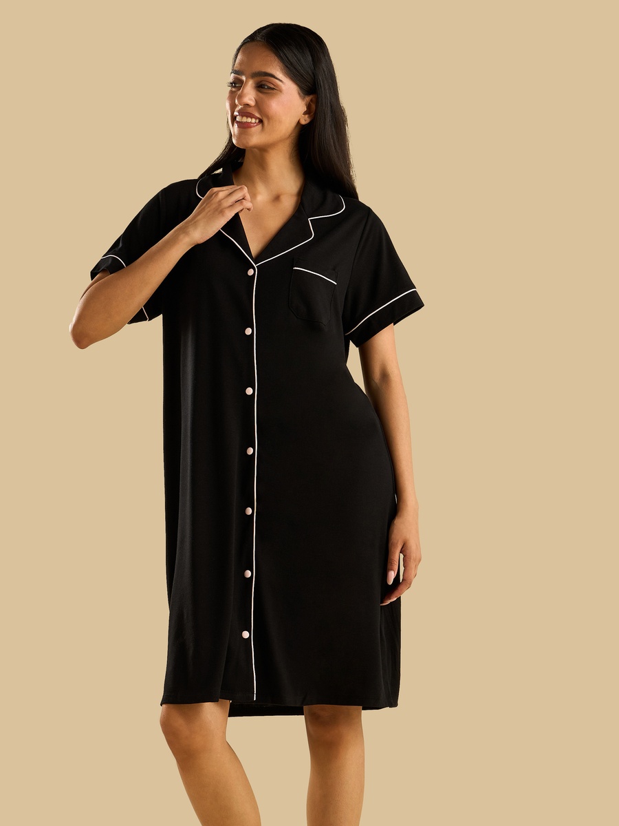 Contrast Piping Accent Sleepshirt